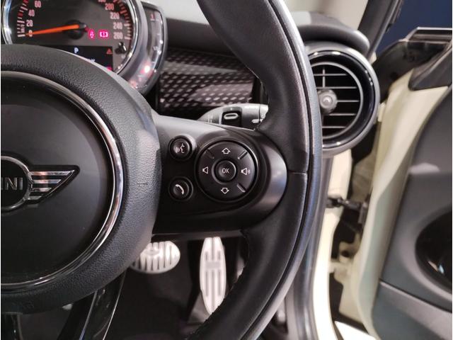 クーパーS 弊社下取車 純正17インチアルミホイール 衝突被害軽減ブレーキ バックカメラ 前後コーナーセンサー スマートキ― Bluetooth接続機能 アクティブクルーズコントロール マルチファンクション(27枚目)