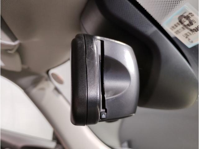 クーパーS 弊社下取車 純正17インチアルミホイール 衝突被害軽減ブレーキ バックカメラ 前後コーナーセンサー スマートキ― Bluetooth接続機能 アクティブクルーズコントロール マルチファンクション(29枚目)