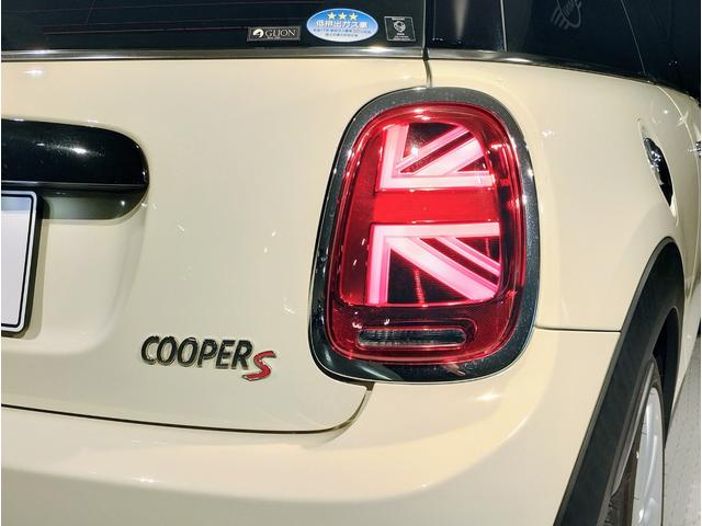 クーパーS 弊社下取車 純正17インチアルミホイール 衝突被害軽減ブレーキ バックカメラ 前後コーナーセンサー スマートキ― Bluetooth接続機能 アクティブクルーズコントロール マルチファンクション(63枚目)