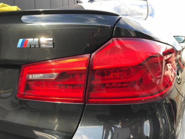 M5 LEDヘッドライト HDDナビゲーション ミュージックサーバー 全方位カメラ DVD再生機能 20インチアルミホイール ブラックレザーシート シートヒーター ベンチレーションシートハンドルヒーター(36枚目)