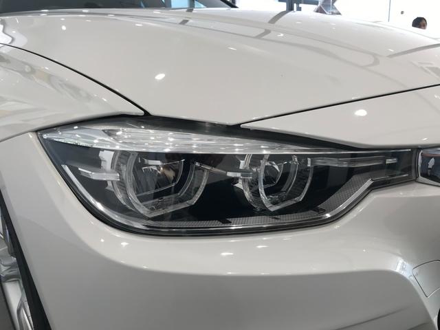 318iツーリング Mスポーツ パノラマサンルーフ 衝突被害軽減ブレーキ 電動リアゲート LEDヘッドライト 純正HDDナビゲーション 純正18インチアルミホイール フロントパワーシート レーンチェンジウォーニング(59枚目)