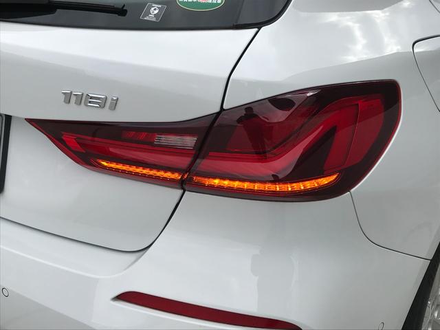 118i プレイ ナビパッケージ バックカメラ 純正ミラーETC車載器 ワンオーナー 純正16インチアルミホイール LEDライト 衝突被害軽減ブレーキ 電動サイドブレーキ スマートキー マルチファンクションステアリング(28枚目)