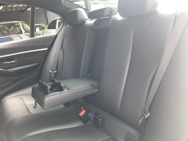320d Mスポーツ ワンオーナー 後期型 アクティブクルーズコントロール ブラックダコタレザーシート 衝突被害軽減ブレーキ パドルシフト シートヒーター バックカメラ マルチファンクションステアリング LEDヘッドライト(48枚目)