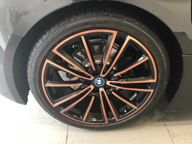 BMW i8 COUPE ULTIMATE SOPHIST EDITION