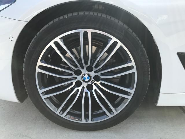 523dツーリング Mスポーツ 弊社下取車 ヘッドアップディスプレイ ハンドルアシスト アクティブクルーズコントロール 全周囲カメラ 電動リアゲート スマートキー 純正18AW Bluetooth搭載車両 LEDヘッドライト(69枚目)