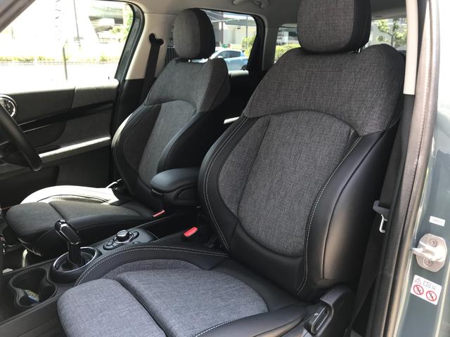 クーパーD クロスオーバー エッセンシャル・トリム 弊社下取車 ワンオーナー クルーズコントロール アンビエントライト ユニオンジャックテールランプ 純正17インチブラックホイール ユニオンジャックミラーキャップ 純正HDDナビ バックカメラ ETC(45枚目)