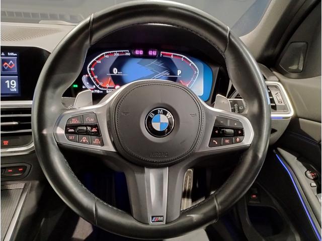 318iツーリング Mスポーツ コンフォートパッケージ パーキングアシストプラス 全周囲カメラ アンビエントライト ハンドルアシスト付きアクティブクルーズコントロール 電動シート 電動リアゲート 障害物センサー 純正18インチアルミ(11枚目)