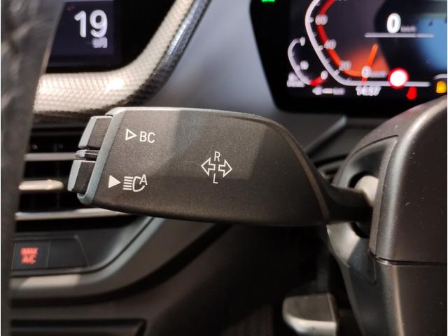 118d プレイ エディションジョイ+ OP17インチアルミホイール アクティブクルーズコントロール 電動リアゲート アンビエントライト Bluetooth接続可能 衝突被害軽減ブレーキ 純正HDDナビゲーション 障害物センサー ETC(62枚目)