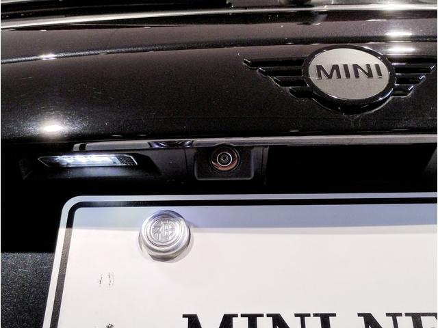 ＭＩＮＩ ジョンクーパーワークスプレミアム＋Ｐエセンシルトリム　ダイナミカレザーシート　アップルカープレイ　アクティブクルーズコントロール　ヘッドアップディスプレイ　衝突被害軽減ブレーキ　１７インチアルミホイール　前後障害物センサー　スマートキー　シートヒーター（35枚目）