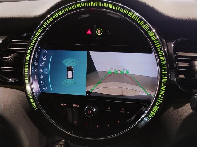 ＭＩＮＩ ジョンクーパーワークスプレミアム＋Ｐエセンシルトリム　ダイナミカレザーシート　アップルカープレイ　アクティブクルーズコントロール　ヘッドアップディスプレイ　衝突被害軽減ブレーキ　１７インチアルミホイール　前後障害物センサー　スマートキー　シートヒーター（73枚目）