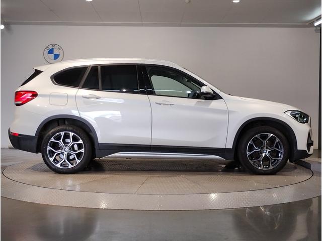 Ｘ１ ｘＤｒｉｖｅ　１８ｄ　ｘライン　エディションジョイ＋　ハーフレザーシート　電動トランクゲート　Ｂｌｕｅｔｏｏｔｈ接続　純正１８インチアルミホイール　メモリー機能付き電動シート　スマートキ―　衝突被害軽減ブレーキ　パーキングアシスト　前後障害物センサー（7枚目）