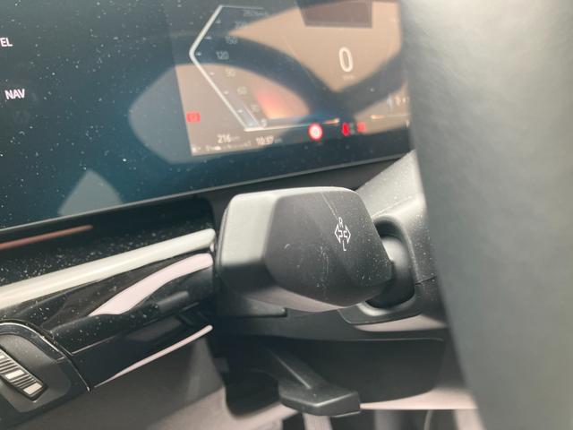 Ｘ１ ｘＤｒｉｖｅ　２０ｄ　ｘライン　弊社下取車　ヴィガンザブラックレザーシート　全周囲カメラ　衝突軽減ブレーキ　電動シート　シートヒーター　アクティブクルーズコントロール　マルチファンクションステアリング　ヘッドアップディスプレイ（23枚目）