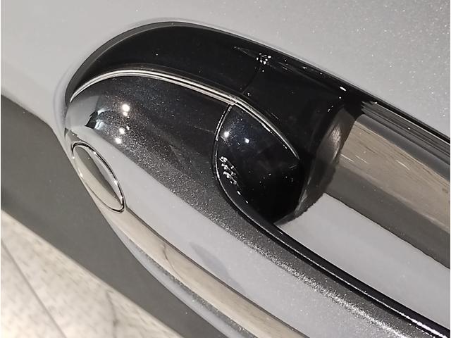 １シリーズ Ｍ１３５ｉ　ｘＤｒｉｖｅ　Ｍプラスパッケージ　パノラマガラスサンルーフ　アクティブクルーズコントロール　ヘッドアップディスプレイ　純正１８インチアルミホイール　ブラックレザーシート　５０周年記念モデル　ワンオーナー（22枚目）