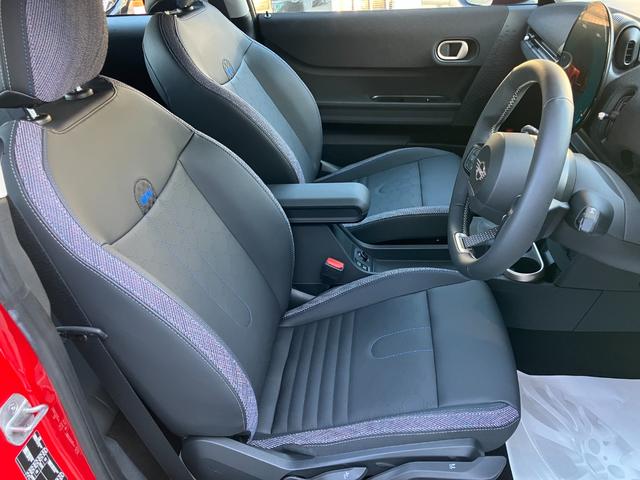 ＭＩＮＩ クーパーＳ　クラシック・トリム　ワンオナ　クラシックトリム　全周囲カメラ　ブラックルーフ　ブラックミラーカバー　純正１７インチアルミ　純正ＨＤＤナビ　　　クロスシート　軽減ブレーキ　アクティブクルーズコントロール　スマートキー（14枚目）