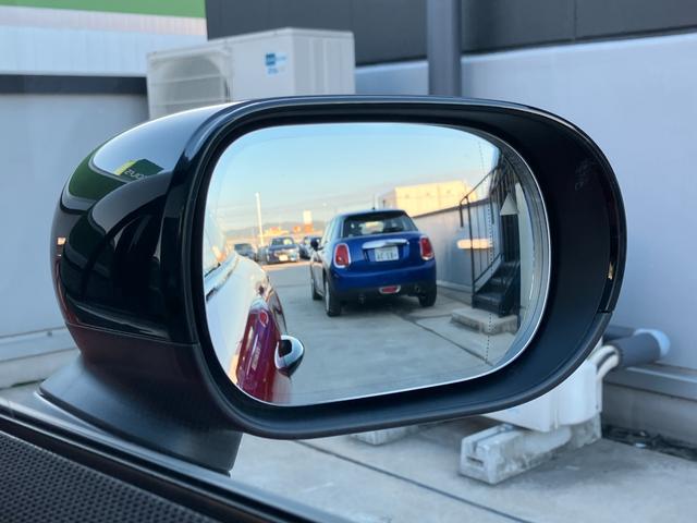 ＭＩＮＩ クーパーＳ　クラシック・トリム　ワンオナ　クラシックトリム　全周囲カメラ　ブラックルーフ　ブラックミラーカバー　純正１７インチアルミ　純正ＨＤＤナビ　　　クロスシート　軽減ブレーキ　アクティブクルーズコントロール　スマートキー（57枚目）