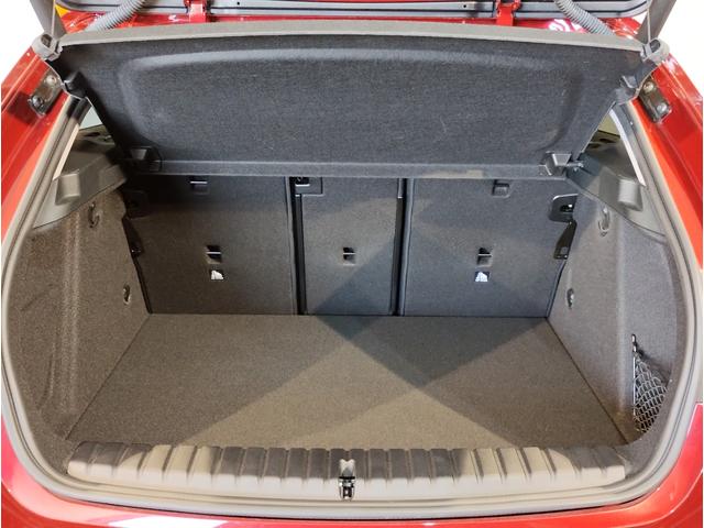 １シリーズ １１８ｄ　インディビジュアル・エディション　３０台限定車　ＨｉＦｉスピーカー　アクティブクルーズコントロール　オートチックハイビーム　ストレージパッケージ　Ｍスポーツエクステリア　電動リヤゲート　純正１７インチアルミホイール　ミラー純正ＥＴＣ（32枚目）