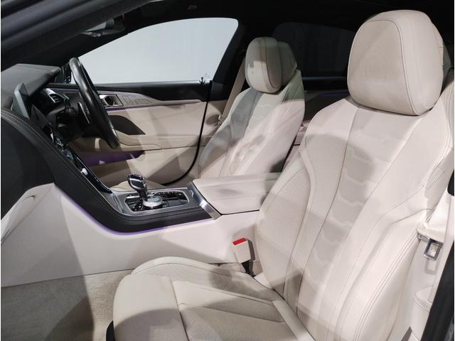 ８シリーズ ８４０ｄ　ｘＤｒｉｖｅ　グランクーペ　Ｍスポーツ　アイボリーホワイトレザーシート　ハーマンカードンスピーカー　パノラマガラスサンルーフ　ベンチレーションシート　１９インチアルミ　電動トランク　全周囲カメラ　ＴＶチューナー　衝突被害軽減ブレーキ（40枚目）
