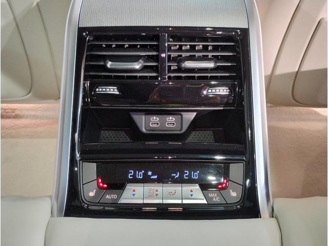 ８シリーズ ８４０ｄ　ｘＤｒｉｖｅ　グランクーペ　Ｍスポーツ　アイボリーホワイトレザーシート　ハーマンカードンスピーカー　パノラマガラスサンルーフ　ベンチレーションシート　１９インチアルミ　電動トランク　全周囲カメラ　ＴＶチューナー　衝突被害軽減ブレーキ（46枚目）