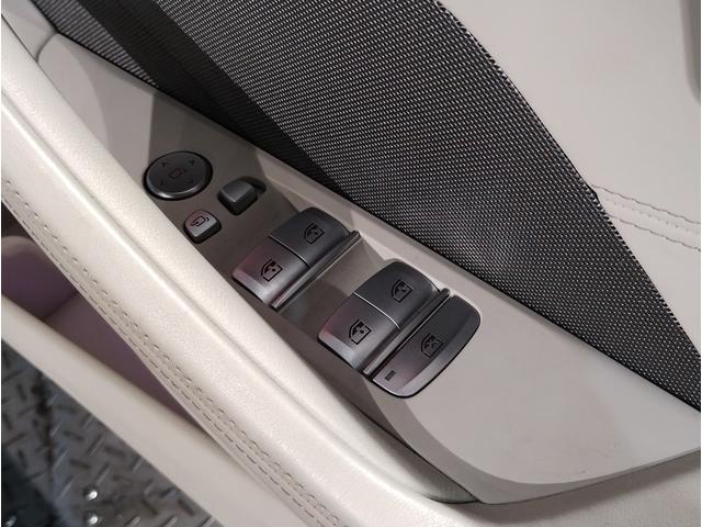 ８シリーズ ８４０ｄ　ｘＤｒｉｖｅ　グランクーペ　Ｍスポーツ　アイボリーホワイトレザーシート　ハーマンカードンスピーカー　パノラマガラスサンルーフ　ベンチレーションシート　１９インチアルミ　電動トランク　全周囲カメラ　ＴＶチューナー　衝突被害軽減ブレーキ（51枚目）