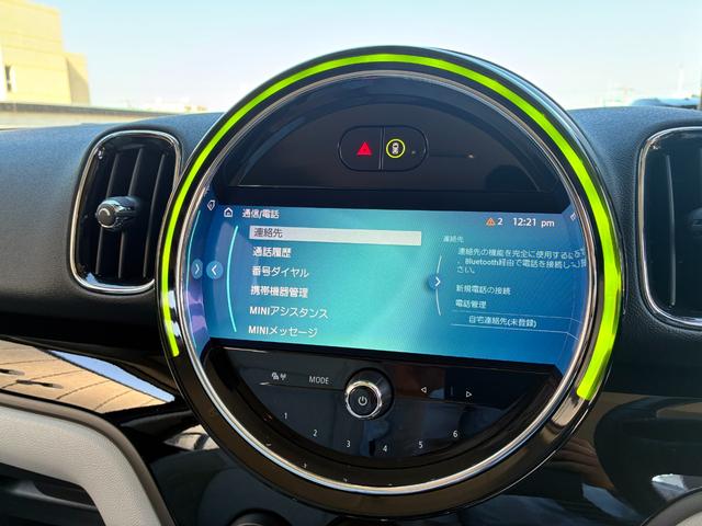MINI クーパーDクロスオーバープレミアム+Pクラシクトリム 後期型 サテライトグレーレザー シートヒーター アクティブクルーズコントロール アンビエントライト 電動トランク インテリジェントセーフティー SOSコール 液晶メーター ユニオンジャックテールランプ(29枚目)