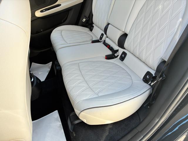 MINI クーパーDクロスオーバープレミアム+Pクラシクトリム 後期型 サテライトグレーレザー シートヒーター アクティブクルーズコントロール アンビエントライト 電動トランク インテリジェントセーフティー SOSコール 液晶メーター ユニオンジャックテールランプ(59枚目)