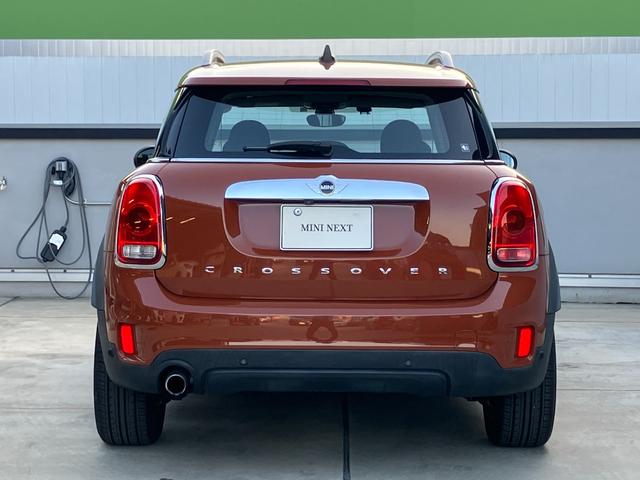MINI ワン クロスオーバー ワンオーナー 純正HDDナビ バックカメラ リアコーナーセンサー 17インチホイール フォグランプ 電動格納ミラー USB接続 オートライト ルーフレール ETC センターアームレスト(9枚目)