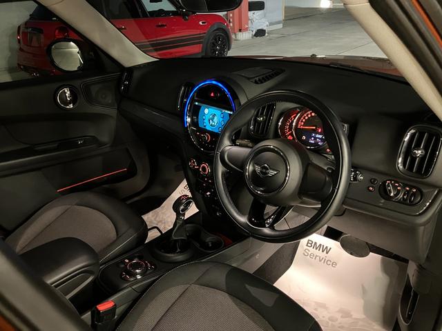 MINI ワン クロスオーバー ワンオーナー 純正HDDナビ バックカメラ リアコーナーセンサー 17インチホイール フォグランプ 電動格納ミラー USB接続 オートライト ルーフレール ETC センターアームレスト(13枚目)