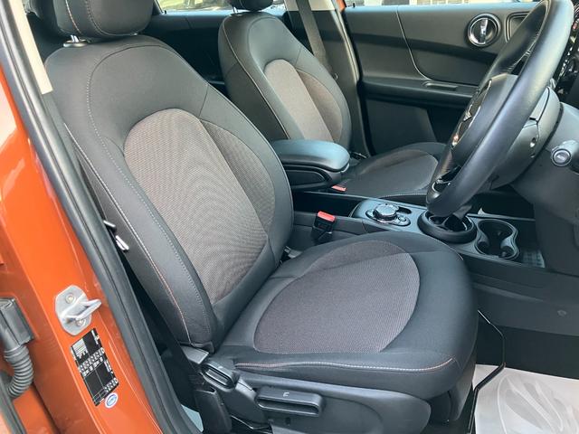 MINI ワン クロスオーバー ワンオーナー 純正HDDナビ バックカメラ リアコーナーセンサー 17インチホイール フォグランプ 電動格納ミラー USB接続 オートライト ルーフレール ETC センターアームレスト(14枚目)