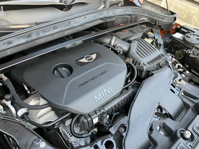 MINI ワン クロスオーバー ワンオーナー 純正HDDナビ バックカメラ リアコーナーセンサー 17インチホイール フォグランプ 電動格納ミラー USB接続 オートライト ルーフレール ETC センターアームレスト(20枚目)