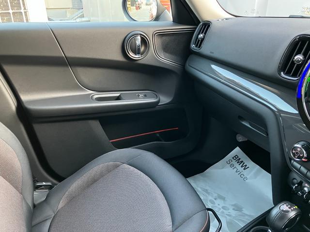 MINI ワン クロスオーバー ワンオーナー 純正HDDナビ バックカメラ リアコーナーセンサー 17インチホイール フォグランプ 電動格納ミラー USB接続 オートライト ルーフレール ETC センターアームレスト(62枚目)