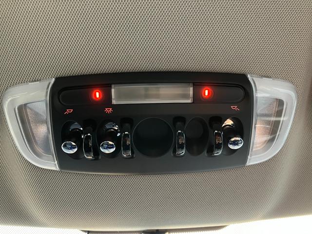 MINI ワン クロスオーバー ワンオーナー 純正HDDナビ バックカメラ リアコーナーセンサー 17インチホイール フォグランプ 電動格納ミラー USB接続 オートライト ルーフレール ETC センターアームレスト(64枚目)