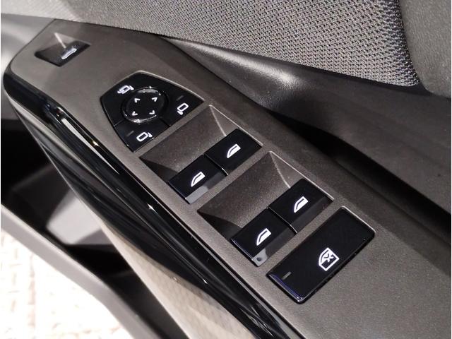 数有るお車の中から当社の車両にアクセスいただき誠にありがとうございます。兵庫県西部にございます株式会社モトーレン神戸ＢＭＷプレミアムセレクション姫路店です。どうぞ宜しくお願い申し上げます。