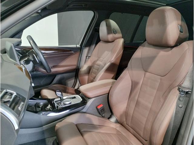 X3 xDrive 20d Mスポーツ セレクトパッケージ モカヴァーネスカレザーシート パノラマガラスサンルーフ ハーマンカードンスピーカー シートヒーター 純正19インチアルミホイール アクティブクルーズコントロール ハンドルヒーター(35枚目)