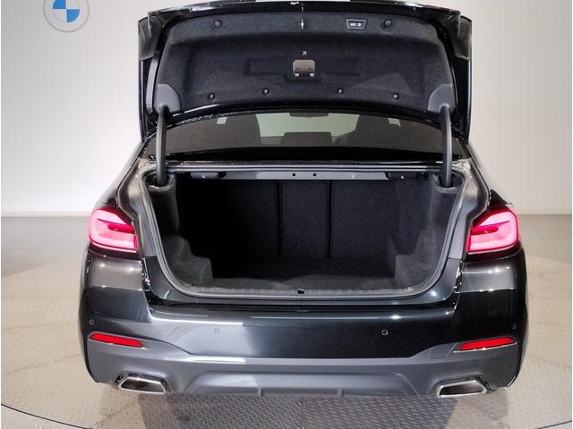 ５シリーズ ５２３ｉ　Ｍスポーツ　ブラックレザーシート　シートヒーター　アダプティブＭサスペンション　電動トランクゲート（キック開閉無し）１９インチアルミ　ヘッドアップディスプレイ　アンビエントライト　ＬＥＤライト　オートハイビーム（41枚目）