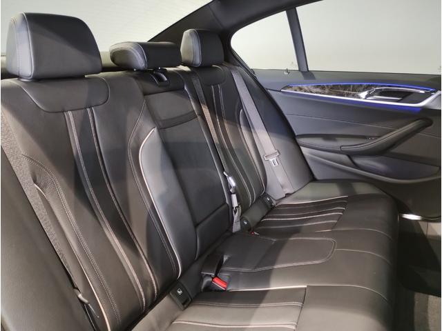 ５シリーズ ５２３ｉ　Ｍスポーツ　ブラックレザーシート　シートヒーター　アダプティブＭサスペンション　電動トランクゲート（キック開閉無し）１９インチアルミ　ヘッドアップディスプレイ　アンビエントライト　ＬＥＤライト　オートハイビーム（47枚目）