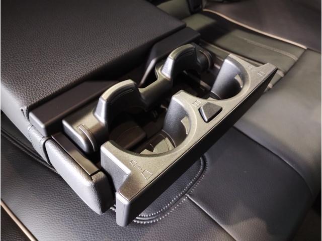 ５シリーズ ５２３ｉ　Ｍスポーツ　ブラックレザーシート　シートヒーター　アダプティブＭサスペンション　電動トランクゲート（キック開閉無し）１９インチアルミ　ヘッドアップディスプレイ　アンビエントライト　ＬＥＤライト　オートハイビーム（48枚目）