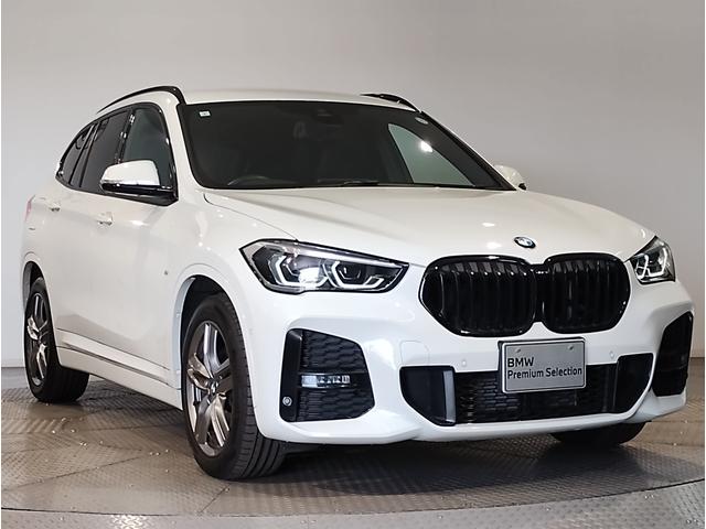 Ｘ１ ｘＤｒｉｖｅ　１８ｄ　エディションジョイ＋　ワンオーナー　センサテックコンビシート　ＡＣＣ　Ｂｌｕｅｔｏｏｔｈ搭載　後期モデル　衝突被害軽減ブレーキ　障害物センサー　電動シート　電動リアゲート　スライディングリアシート　ブラックキドニーグリル（6枚目）