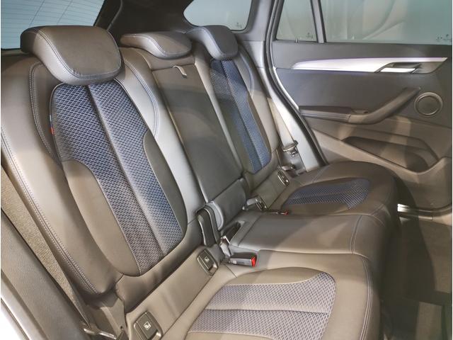 Ｘ１ ｘＤｒｉｖｅ　１８ｄ　エディションジョイ＋　ワンオーナー　センサテックコンビシート　ＡＣＣ　Ｂｌｕｅｔｏｏｔｈ搭載　後期モデル　衝突被害軽減ブレーキ　障害物センサー　電動シート　電動リアゲート　スライディングリアシート　ブラックキドニーグリル（15枚目）