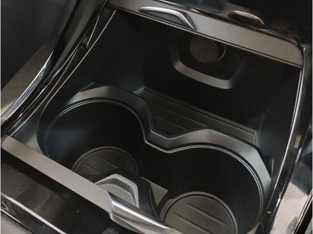 Ｘ１ ｘＤｒｉｖｅ　１８ｄ　エディションジョイ＋　ワンオーナー　センサテックコンビシート　ＡＣＣ　Ｂｌｕｅｔｏｏｔｈ搭載　後期モデル　衝突被害軽減ブレーキ　障害物センサー　電動シート　電動リアゲート　スライディングリアシート　ブラックキドニーグリル（59枚目）