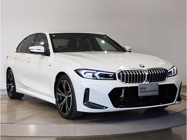 ３シリーズ ３１８ｉ　Ｍスポーツ　コンフォートＰ　シートヒーター　ヘッドアップディスプレイ　全周囲カメラ　１８インチＡＷ　衝突軽減ブレーキ　ステアリングサポート　アクティブクルーズコントロール　電動トランク　ＡｐｐｌｅＣａｒＰｌａｙ（6枚目）