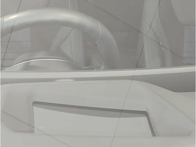 ３シリーズ ３１８ｉ　Ｍスポーツ　コンフォートＰ　シートヒーター　ヘッドアップディスプレイ　全周囲カメラ　１８インチＡＷ　衝突軽減ブレーキ　ステアリングサポート　アクティブクルーズコントロール　電動トランク　ＡｐｐｌｅＣａｒＰｌａｙ（21枚目）