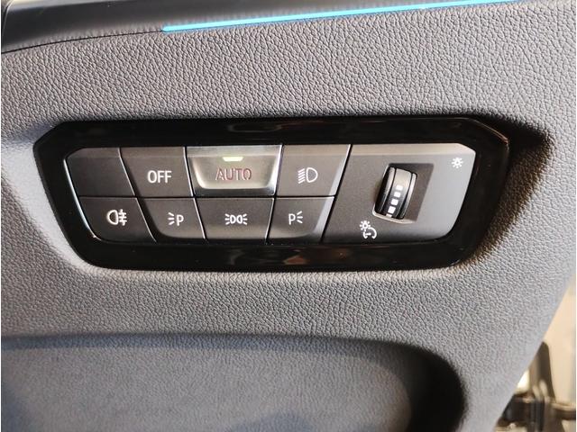 ３シリーズ ３１８ｉ　Ｍスポーツ　コンフォートＰ　シートヒーター　ヘッドアップディスプレイ　全周囲カメラ　１８インチＡＷ　衝突軽減ブレーキ　ステアリングサポート　アクティブクルーズコントロール　電動トランク　ＡｐｐｌｅＣａｒＰｌａｙ（47枚目）