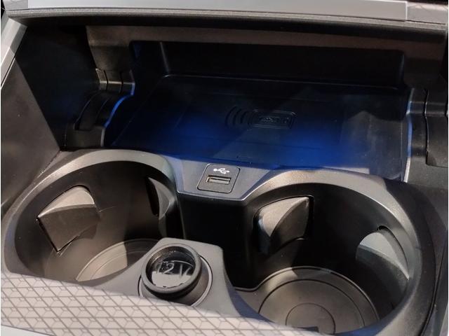 ３シリーズ ３１８ｉ　Ｍスポーツ　コンフォートＰ　シートヒーター　ヘッドアップディスプレイ　全周囲カメラ　１８インチＡＷ　衝突軽減ブレーキ　ステアリングサポート　アクティブクルーズコントロール　電動トランク　ＡｐｐｌｅＣａｒＰｌａｙ（52枚目）