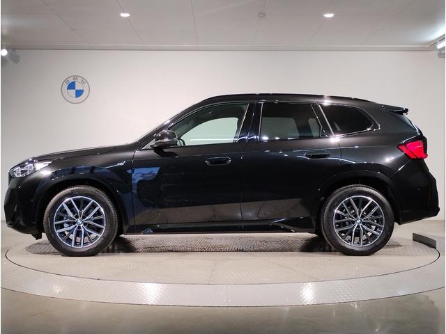 Ｘ１ ｘＤｒｉｖｅ　２０ｄ　Ｍスポーツ　ワンオーナー　ＯＳ９　アンドロイドオート　アップルカープレイ　電動シート　シートヒーター　全周囲カメラ　純正１８インチＡＷ　電動リアゲート　　アクティブクルーズコントロール　ヘッドアップディスプレイ（21枚目）