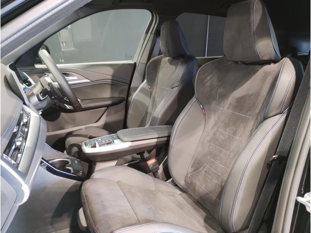 Ｘ１ ｘＤｒｉｖｅ　２０ｄ　Ｍスポーツ　ワンオーナー　ＯＳ９　アンドロイドオート　アップルカープレイ　電動シート　シートヒーター　全周囲カメラ　純正１８インチＡＷ　電動リアゲート　　アクティブクルーズコントロール　ヘッドアップディスプレイ（36枚目）