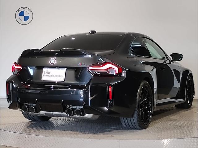 Ｍ２ ベースグレード　ハイラインパッケージ　ワンオーナー車両　ＢＭＷパフォーマンスカーボンフロントスポイラー　ＢＭＷパフォーマンスカーボンリヤスポイラー　ハーマンカードンすポーカー　ブラックレザーシート　シートヒーター　ヘッドアップディスプレイ（8枚目）