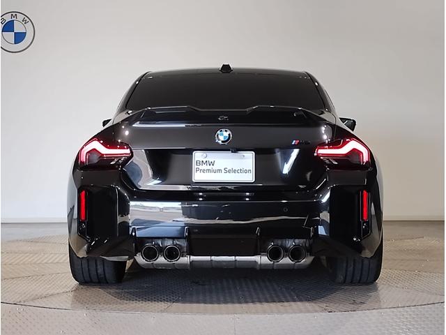 Ｍ２ ベースグレード　ハイラインパッケージ　ワンオーナー車両　ＢＭＷパフォーマンスカーボンフロントスポイラー　ＢＭＷパフォーマンスカーボンリヤスポイラー　ハーマンカードンすポーカー　ブラックレザーシート　シートヒーター　ヘッドアップディスプレイ（9枚目）