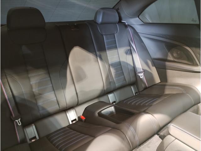 Ｍ２ ベースグレード　ハイラインパッケージ　ワンオーナー車両　ＢＭＷパフォーマンスカーボンフロントスポイラー　ＢＭＷパフォーマンスカーボンリヤスポイラー　ハーマンカードンすポーカー　ブラックレザーシート　シートヒーター　ヘッドアップディスプレイ（15枚目）