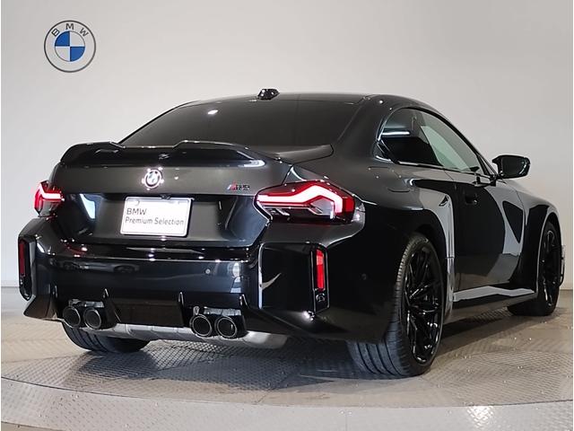 Ｍ２ ベースグレード　ハイラインパッケージ　ワンオーナー車両　ＢＭＷパフォーマンスカーボンフロントスポイラー　ＢＭＷパフォーマンスカーボンリヤスポイラー　ハーマンカードンすポーカー　ブラックレザーシート　シートヒーター　ヘッドアップディスプレイ（27枚目）