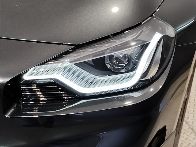Ｍ２ ベースグレード　ハイラインパッケージ　ワンオーナー車両　ＢＭＷパフォーマンスカーボンフロントスポイラー　ＢＭＷパフォーマンスカーボンリヤスポイラー　ハーマンカードンすポーカー　ブラックレザーシート　シートヒーター　ヘッドアップディスプレイ（31枚目）
